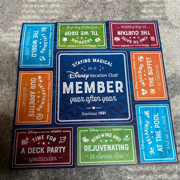 Disney Vacation Club Disney Cruise Line Door Magnet 9 in 1 pull apart magnets - Picture 1 of 2